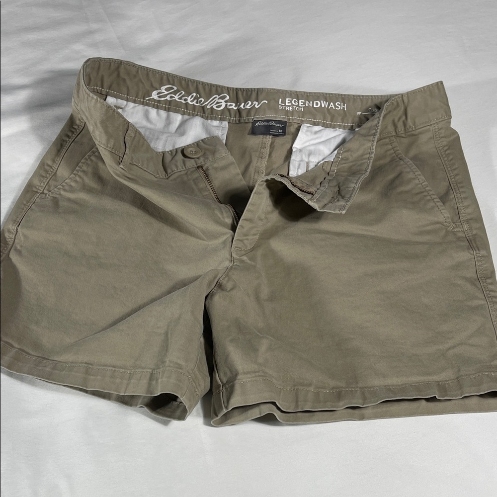 Eddie Bauer womens taupe stretch flat front curvy fit 5" chino shorts - size 10 - Picture 11 of 14